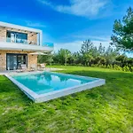 فيلة Epta Luxury Redefined