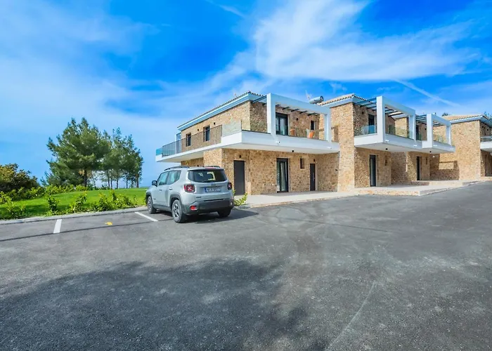 Epta Luxury Redefined Villa Ajía Paraszkeví